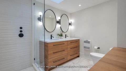 Photo 20 at 613 - 99 Harbour Square, Waterfront Communities C1, Toronto