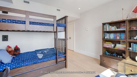 Photo 25 at 613 - 99 Harbour Square, Waterfront Communities C1, Toronto