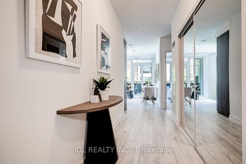 Photo 2 at 202 SE - 60 Princess Street, Waterfront Communities C8, Toronto