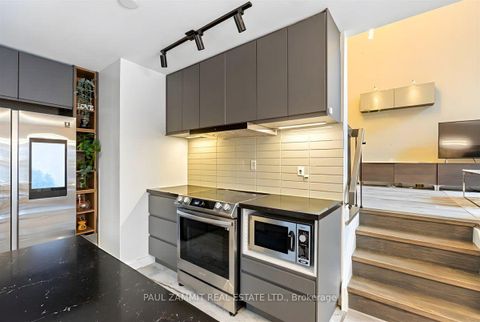 Photo 8 at 220 Simonston Boulevard, German Mills, Markham