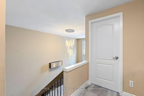 Photo 17 at 220 Simonston Boulevard, German Mills, Markham