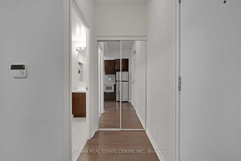 Photo 3 at 1521 - 352 Front Street W, Waterfront Communities C1, Toronto