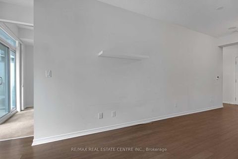 Photo 9 at 1521 - 352 Front Street W, Waterfront Communities C1, Toronto