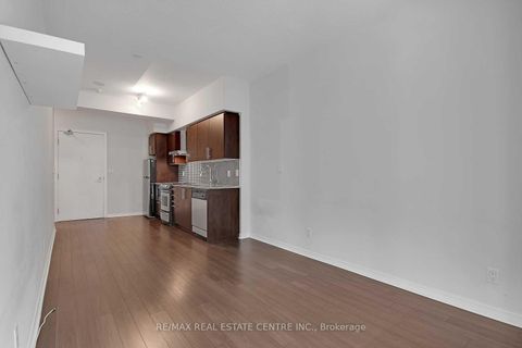 Photo 12 at 1521 - 352 Front Street W, Waterfront Communities C1, Toronto