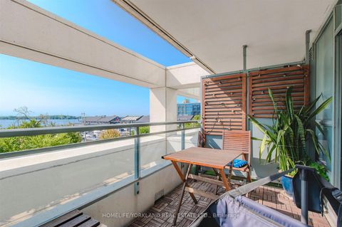 Photo 24 at 323 - 230 Queens Quay W, Waterfront Communities C1, Toronto