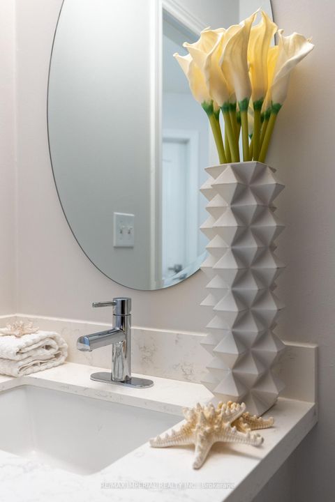 Photo 40 at 44 Hawkview Boulevard, Vellore Village, Vaughan