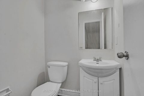 Photo 20 at 224 - 10 Eddystone Avenue, Jane Heights, Toronto