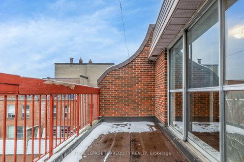 Photo 23 at 224 - 10 Eddystone Avenue, Jane Heights, Toronto