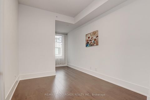Photo 17 at TH18 - 270 Davenport Road, Annex, Toronto