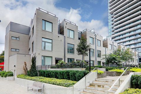 Photo 33 at TH18 - 270 Davenport Road, Annex, Toronto