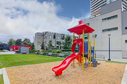 Photo 35 at TH18 - 270 Davenport Road, Annex, Toronto