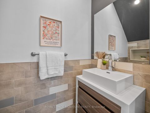 Photo 17 at 151 Eastwood Avenue, Cliffside, Toronto