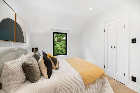 Photo 27 at 12 Fairfield Road, Mount Pleasant East, Toronto