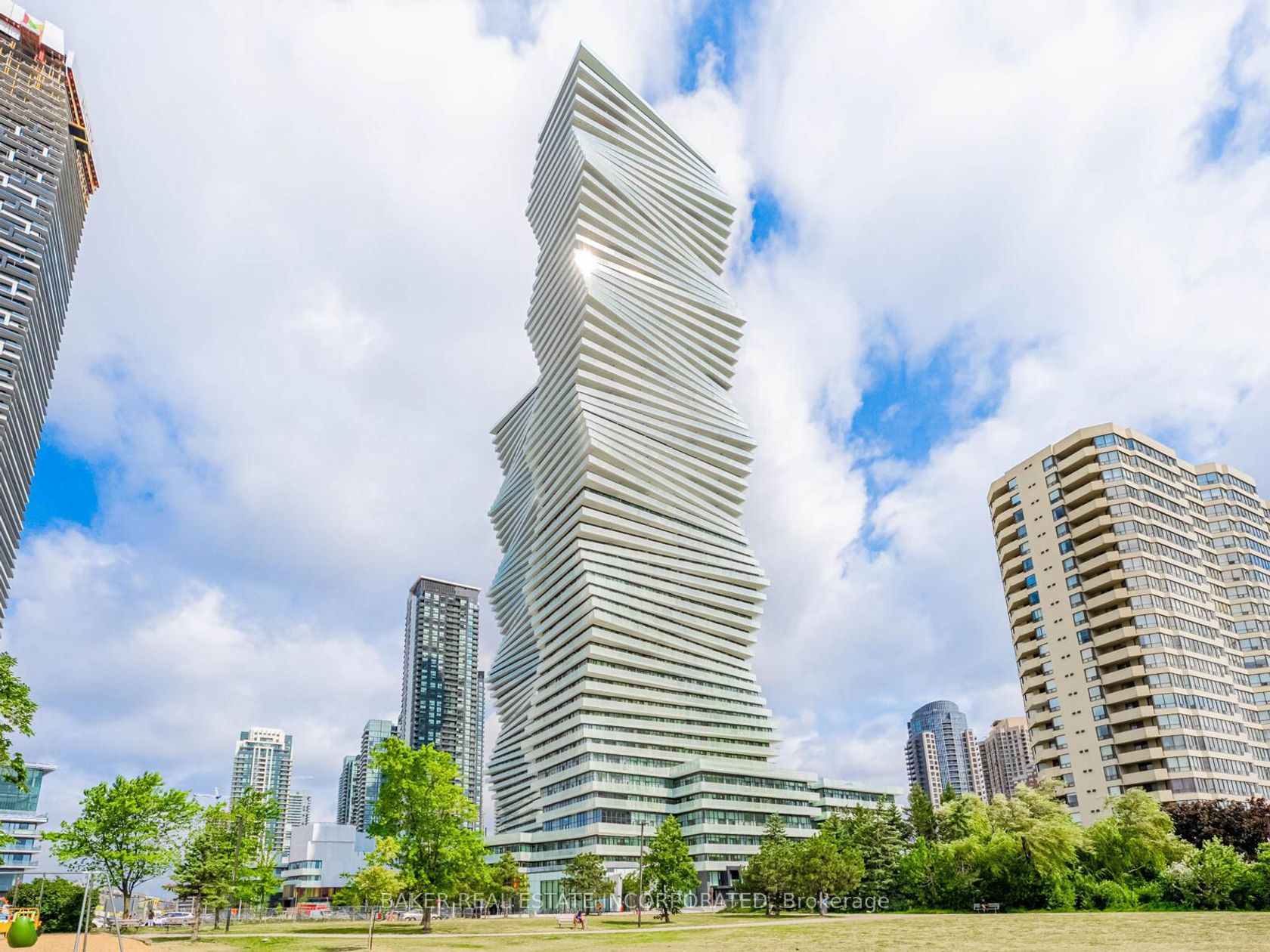 TH 12 - 407 Webb Drive, City Centre, Mississauga 