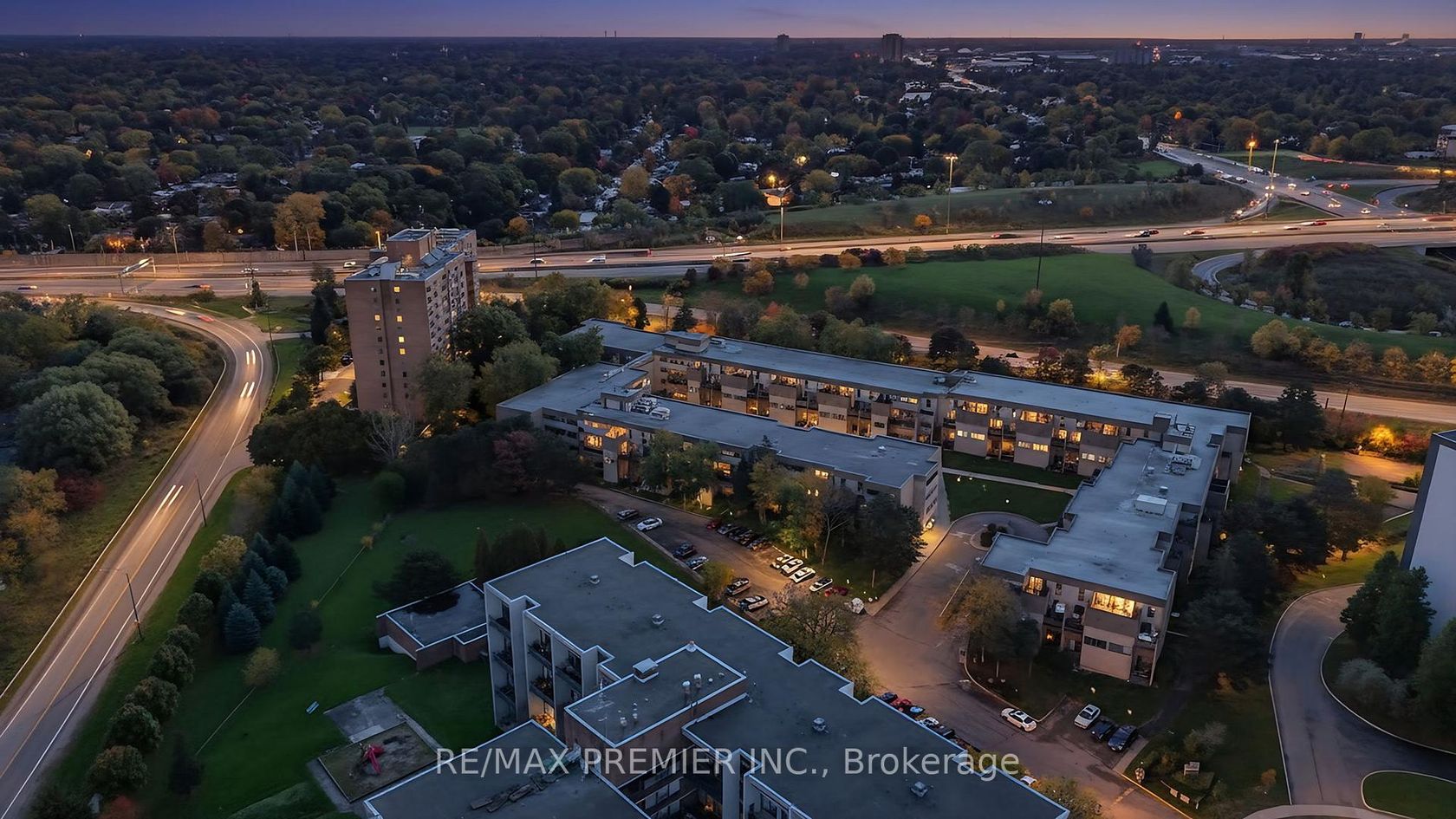 209 - 2095 Roche Court, Sheridan, Mississauga 