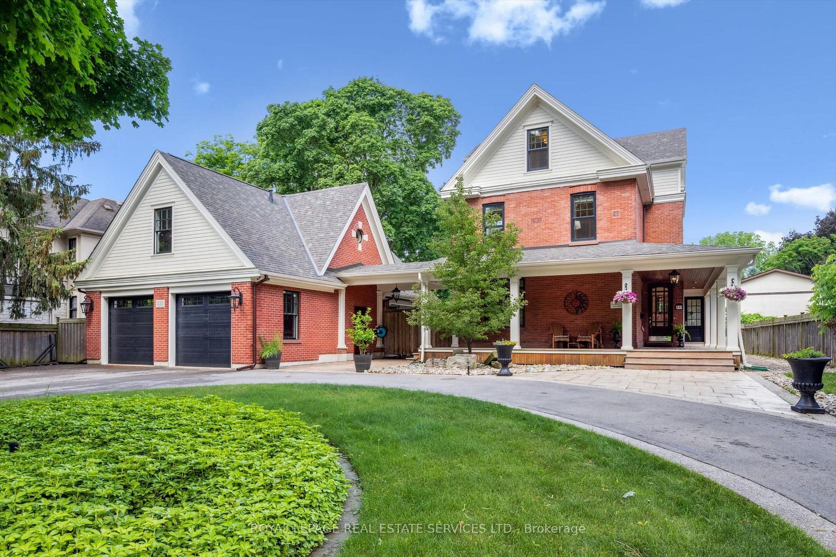 335 Lakeshore Road W, SW Southwest, Oakville 