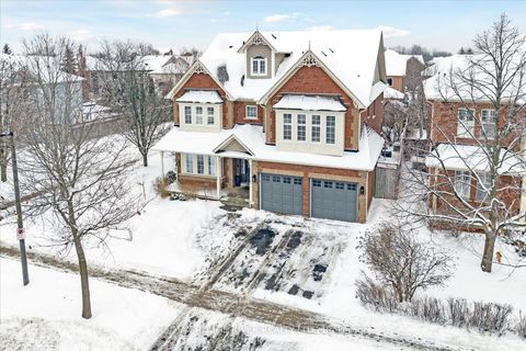 Photo 1 at 117 Carnwith Drive E, Brooklin, Whitby