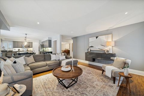 Photo 20 at 117 Carnwith Drive E, Brooklin, Whitby