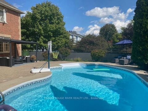 Photo 49 at 117 Carnwith Drive E, Brooklin, Whitby