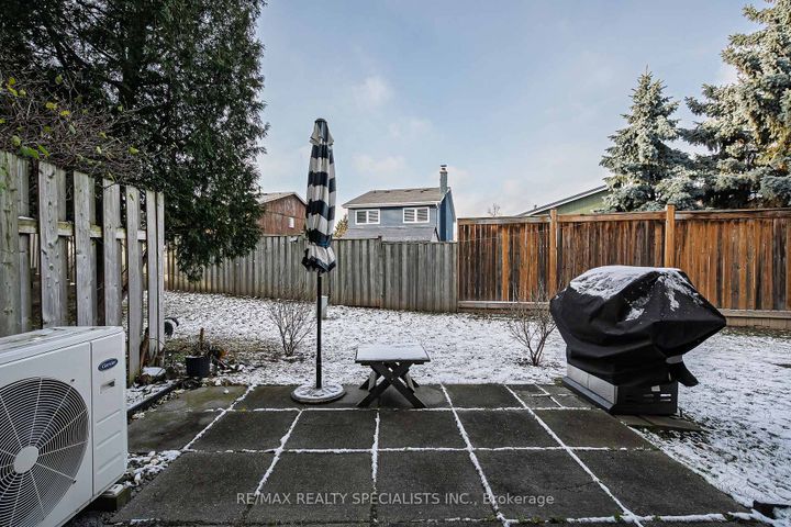 Photo 42 at 8 - 6780 Formentera Avenue, Meadowvale, Mississauga