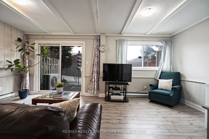 Photo 45 at 8 - 6780 Formentera Avenue, Meadowvale, Mississauga