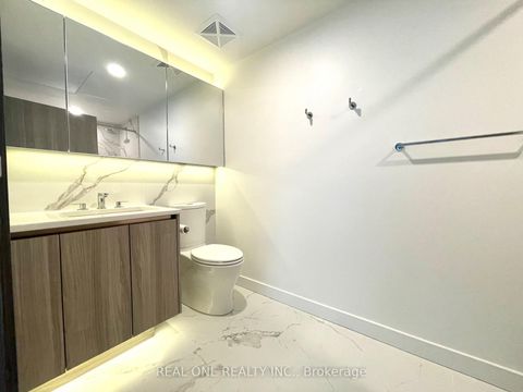 Photo 14 at 2505 - 1 Concord Cityplace Way, Waterfront Communities C1, Toronto