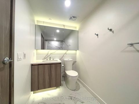 Photo 22 at 2505 - 1 Concord Cityplace Way, Waterfront Communities C1, Toronto