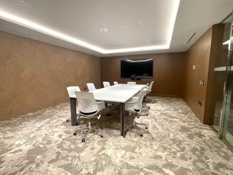 Photo 29 at 2505 - 1 Concord Cityplace Way, Waterfront Communities C1, Toronto