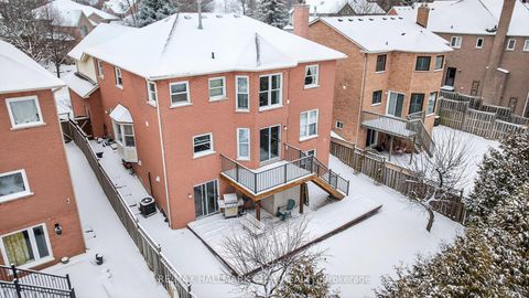 Photo 1 at 25 Heatherwood Crescent, Unionville, Markham