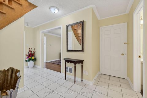 Photo 9 at 25 Heatherwood Crescent, Unionville, Markham