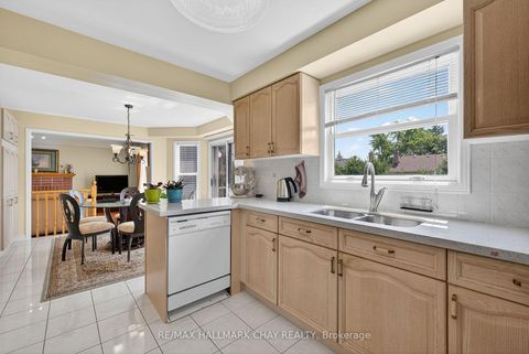 Photo 13 at 25 Heatherwood Crescent, Unionville, Markham