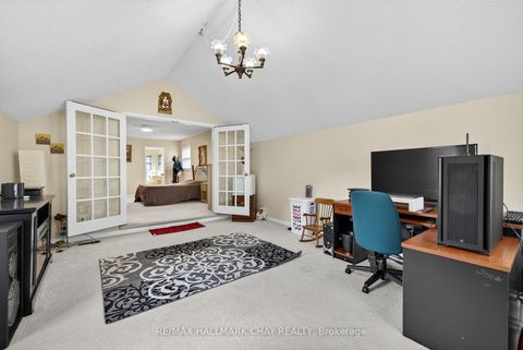 Photo 21 at 25 Heatherwood Crescent, Unionville, Markham