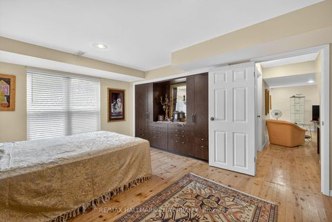 Photo 34 at 25 Heatherwood Crescent, Unionville, Markham