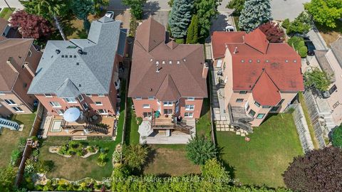 Photo 43 at 25 Heatherwood Crescent, Unionville, Markham