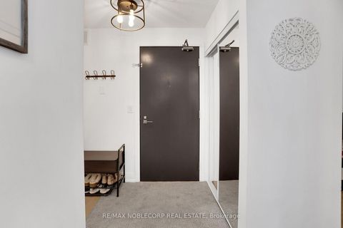 Photo 7 at 917 - 1060 Sheppard Avenue W, York University Heights, Toronto