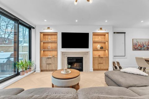 Photo 10 at 146 Arlington Avenue, Oakwood Village, Toronto