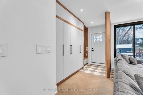 Photo 12 at 146 Arlington Avenue, Oakwood Village, Toronto