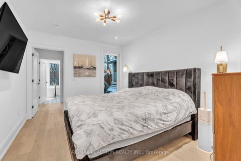 Photo 16 at 146 Arlington Avenue, Oakwood Village, Toronto