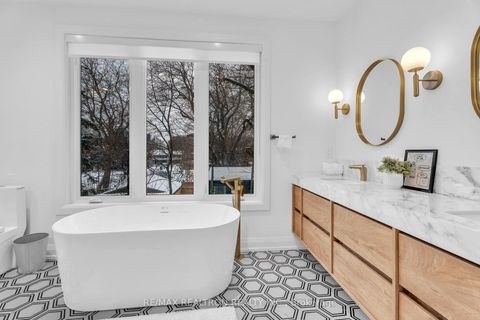 Photo 19 at 146 Arlington Avenue, Oakwood Village, Toronto