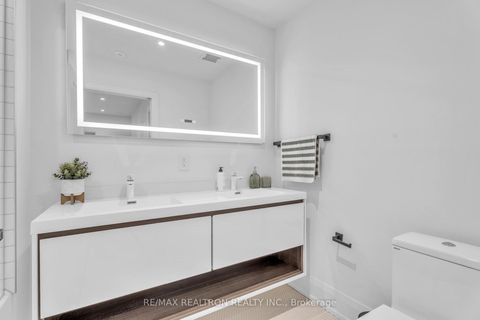 Photo 24 at 146 Arlington Avenue, Oakwood Village, Toronto