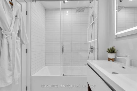 Photo 25 at 146 Arlington Avenue, Oakwood Village, Toronto