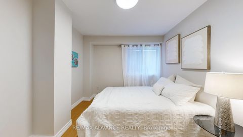 Photo 12 at 4 Frosty Meadoway, Hillcrest Village, Toronto