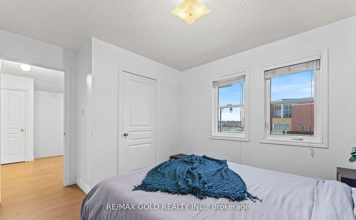 Photo 29 at 7 Gardenbrooke Trail, Bram East, Brampton