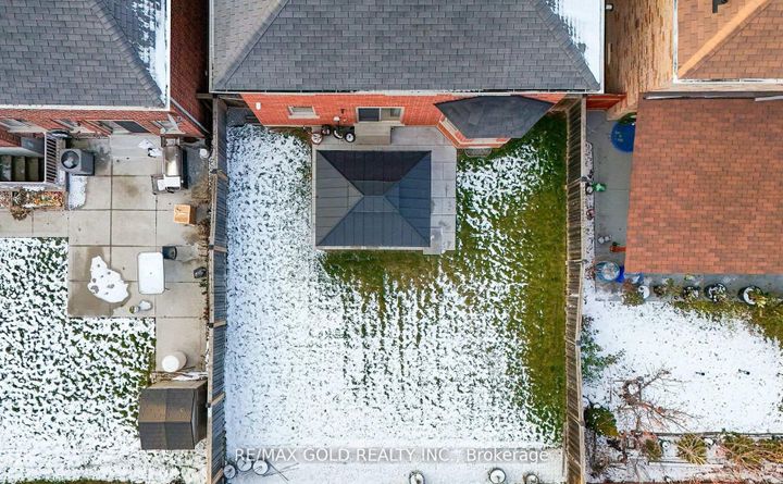 Photo 42 at 7 Gardenbrooke Trail, Bram East, Brampton