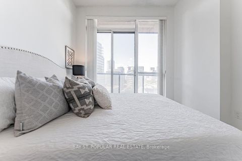 Photo 11 at 1503 - 20 Bruyeres Mews, Niagara, Toronto