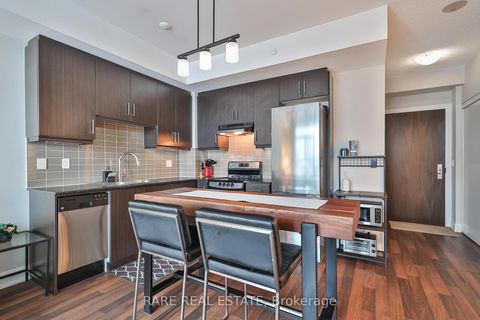 Photo 5 at 710 - 68 Canterbury Place, Willowdale West, Toronto