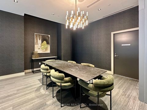 Photo 25 at 214 - 50 Dunfield Avenue, Mount Pleasant West, Toronto