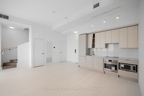 Photo 4 at 6012 - 3883 Quartz Road, City Centre, Mississauga