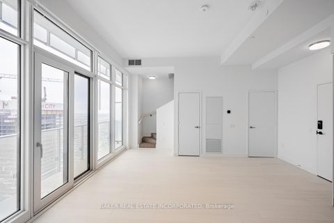 Photo 5 at 6012 - 3883 Quartz Road, City Centre, Mississauga