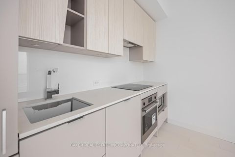 Photo 8 at 6012 - 3883 Quartz Road, City Centre, Mississauga